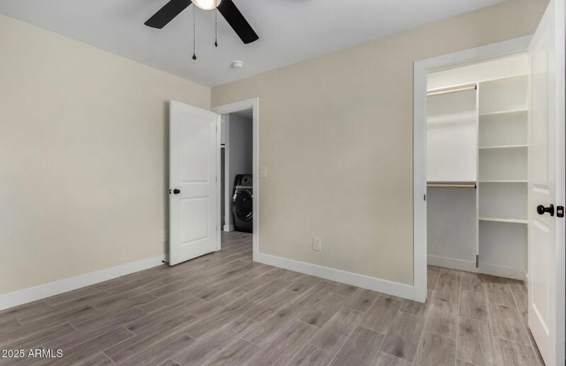 Building Photo - 1009 S 17th Ave