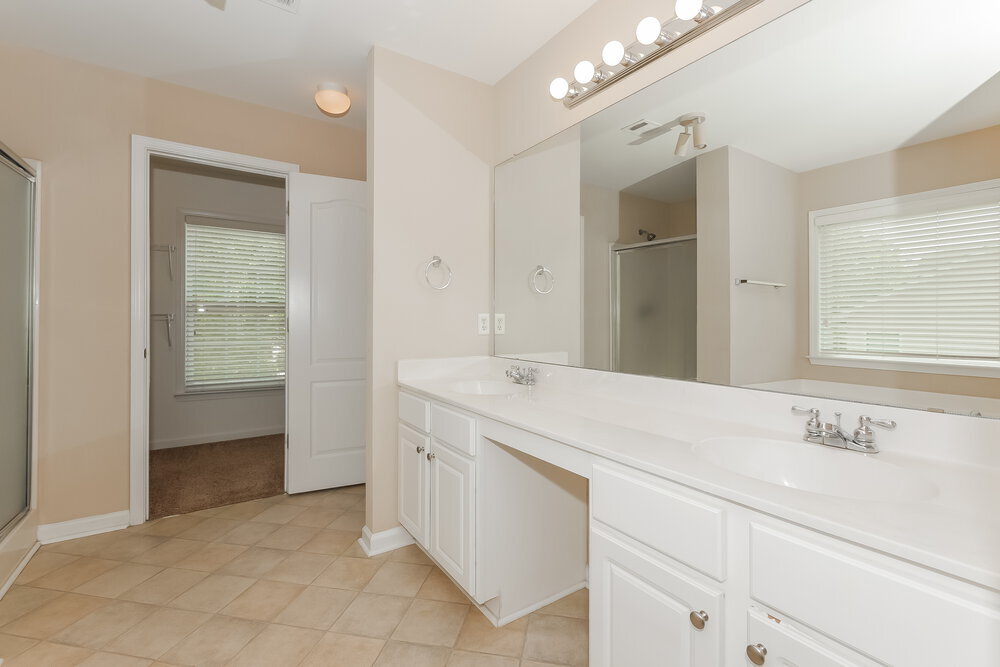 Building Photo - 2505 Mockingbird Ln