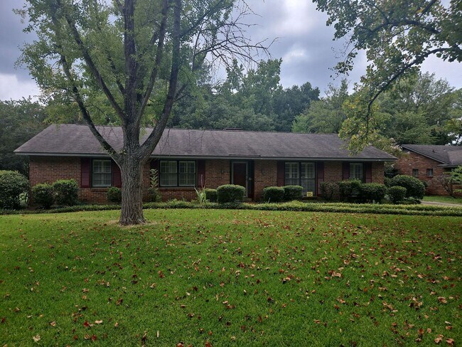 Primary Photo - 2924 Fernway Dr