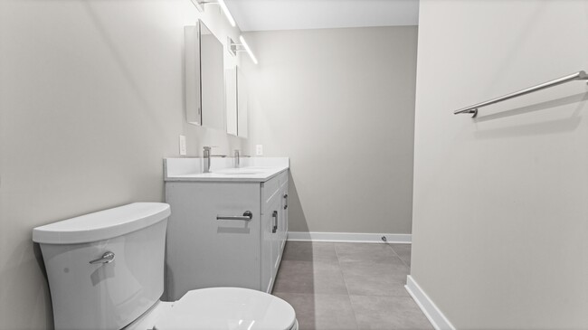 Building Photo - 475 Communipaw Ave