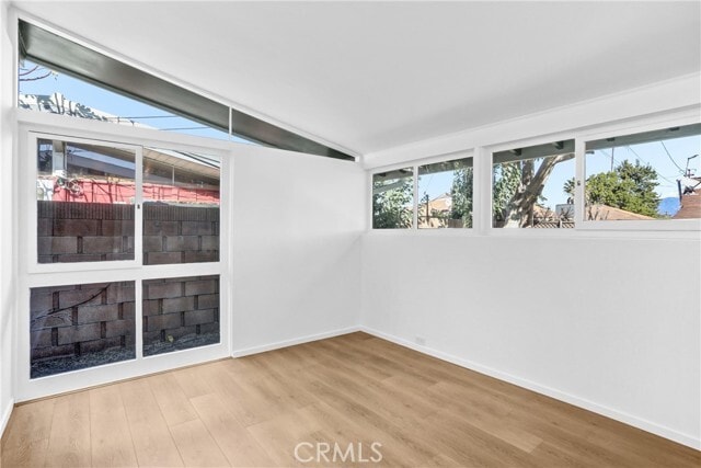 Building Photo - 1891 Wright St