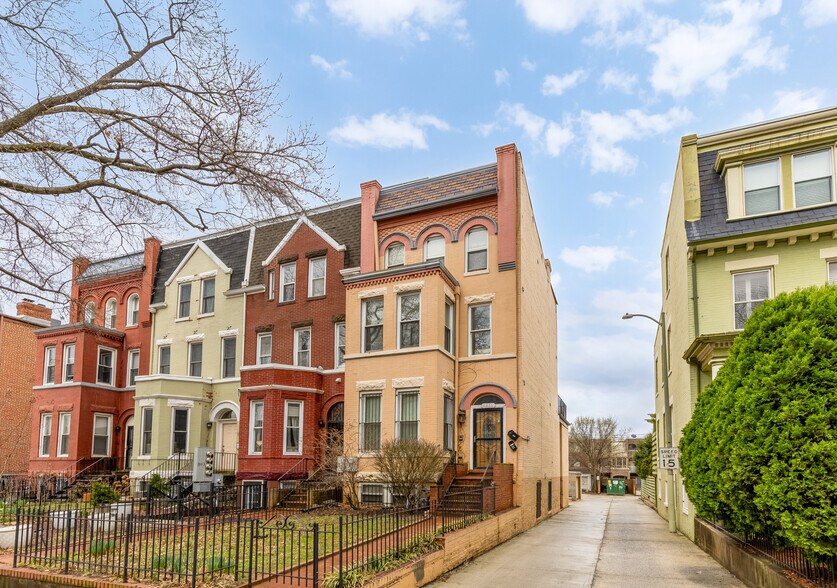 Building Photo - 1316 Irving St NW