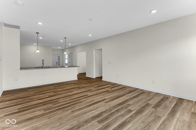 Building Photo - 8828 Twain Ln