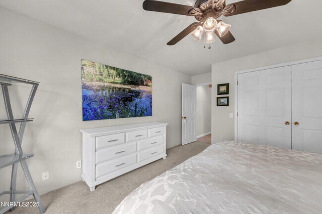 Building Photo - 4953 Lakeridge Terrace W