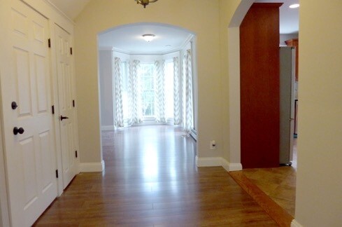 Full bath - 242 Bedford Rd