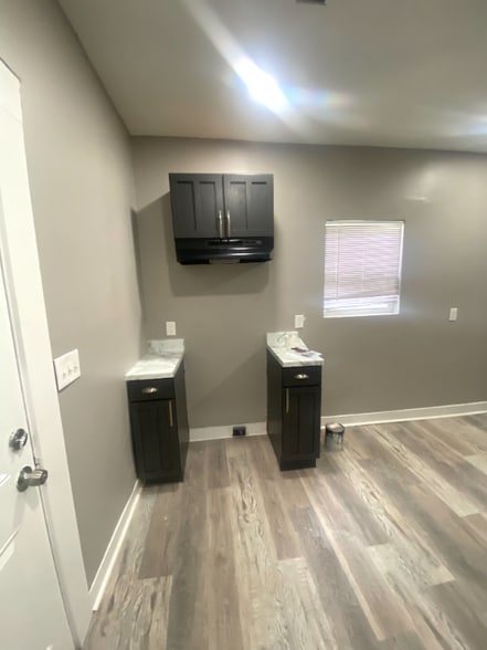 Building Photo - 443 5th Pl W