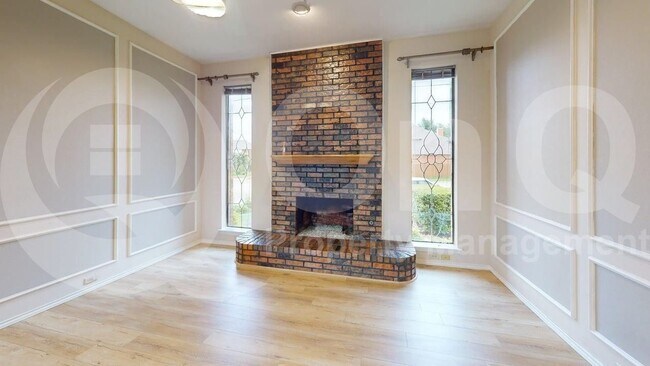 Building Photo - 4211 Spurwood Dr