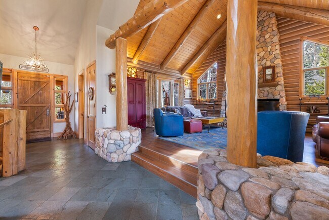 Building Photo - New to the market!  Log home in Frisco!  L...