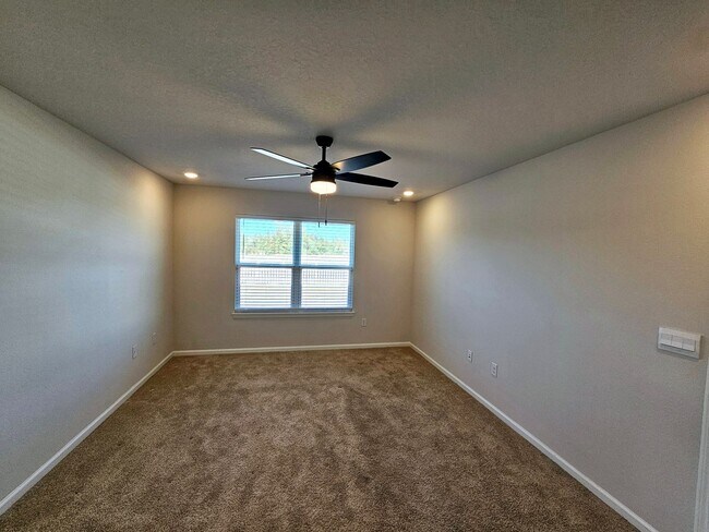 Building Photo - Spacious Modern Home w/Great Community Amenities! *1/2 OFF Security Deposit for A-D Military!*