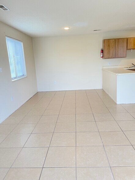 Building Photo - 501 State Hwy 47