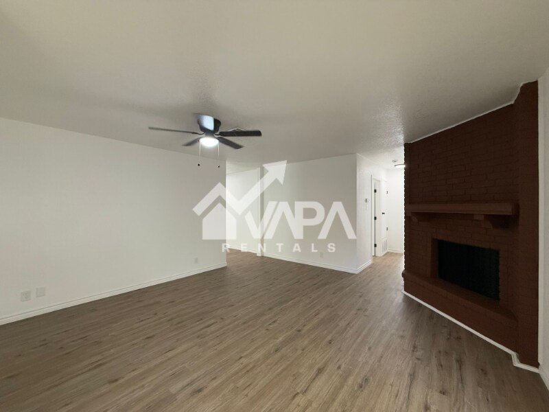 Building Photo - 6819 Laguna Norte