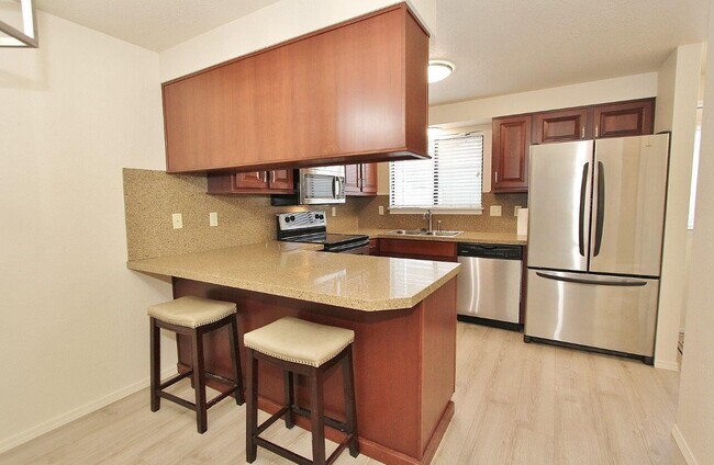 Building Photo - 3021 S Windstream Ln