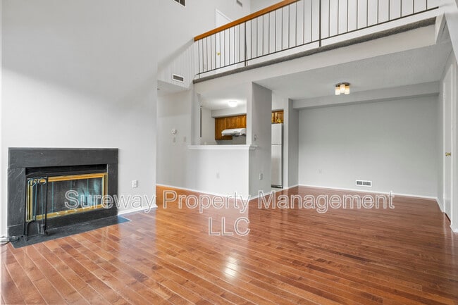Building Photo - 902 Aspen Dr