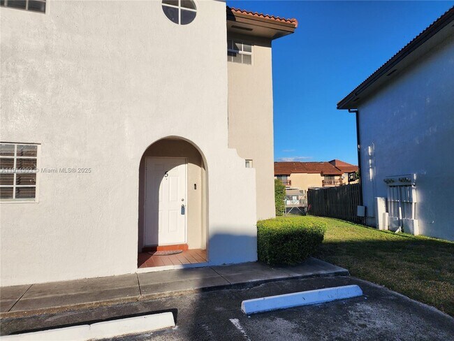 Building Photo - 13433 SW 62nd St