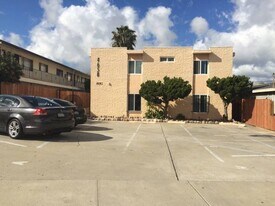 Building Photo - 4658 E Mountain View Dr