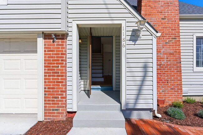 Building Photo - Charming 2 bed, 1.5 bath Alta Heights Home