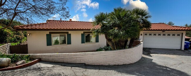 Primary Photo - Home in La Crescenta Mountains