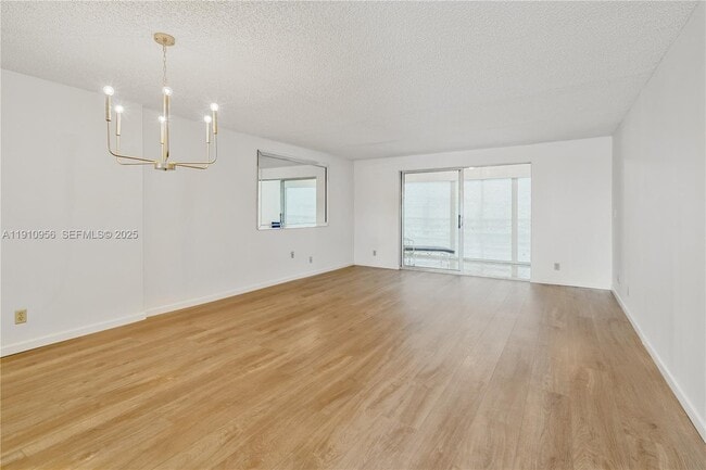 Building Photo - 141 SE 3rd Ave