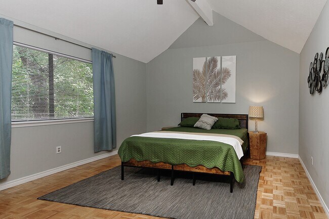 Building Photo - 103 N Deerfoot Cir