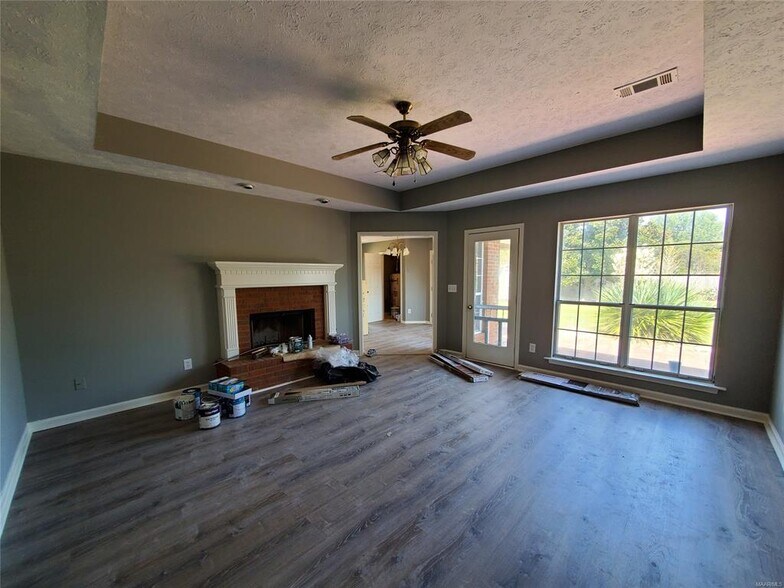 Building Photo - 515 Bridlebrook Ct