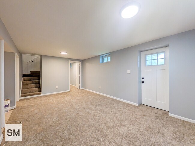 Building Photo - 6722 Fairwood Rd