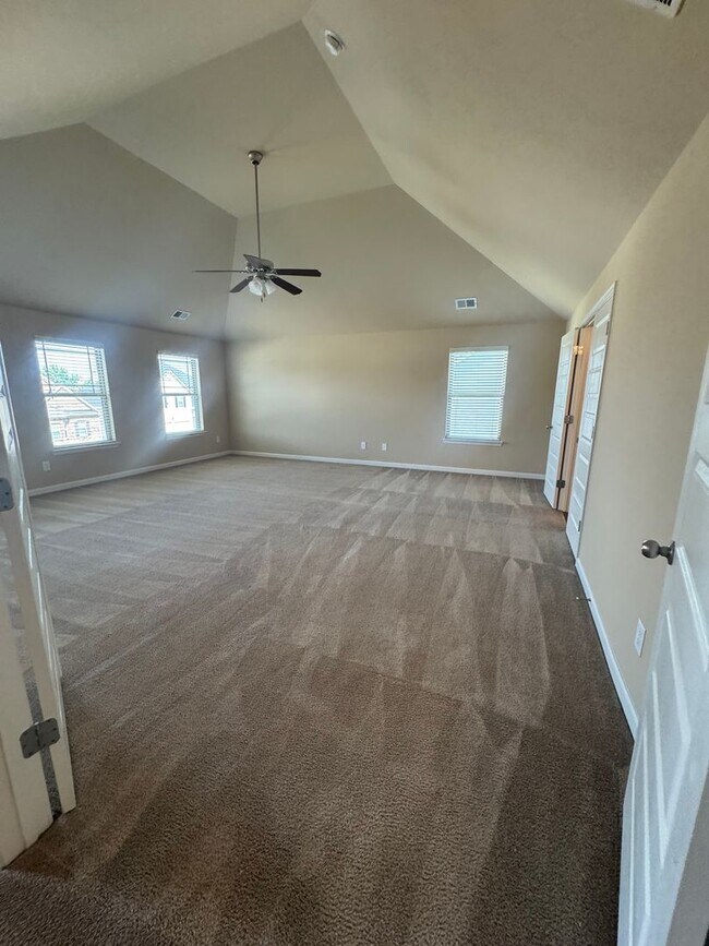 Building Photo - Available now 5 Minutes from Fort Eisenhower SPECIAL OFFER 1/2 off 1st months rent