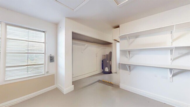 Building Photo - 3606 Belle Vista Dr E