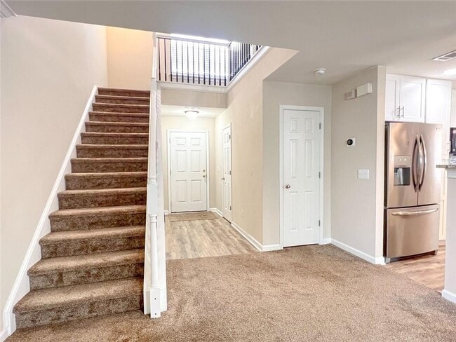 Building Photo - 585 Sable View Ln
