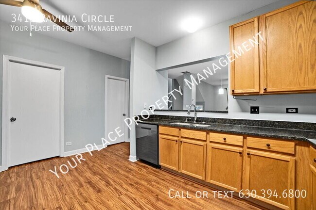 Building Photo - 3411 Ravinia Cir