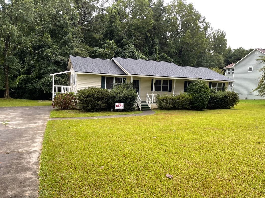 Building Photo - 1031 Rock Springs Rd