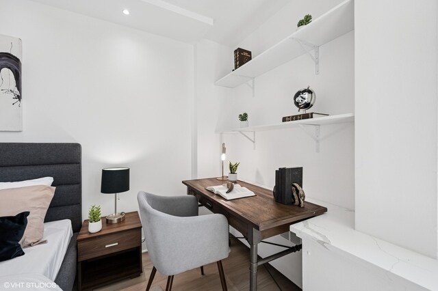 Building Photo - 1255 N Sandburg Terrace