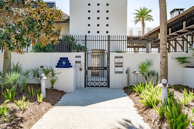 Building Photo - 69 Cypress Walk