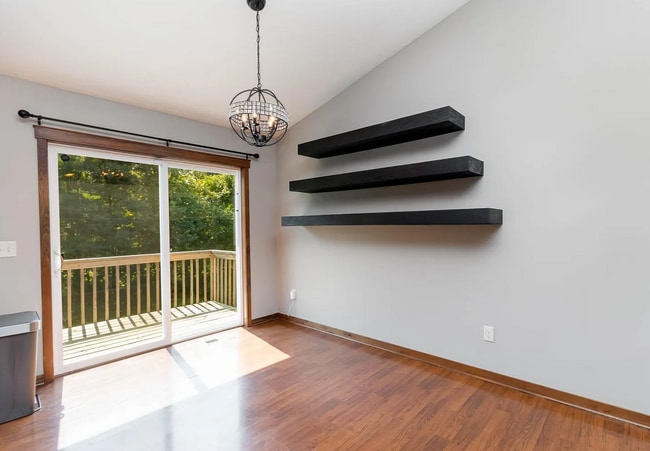 Building Photo - Check out this 4 BR 2 Bath single family h...