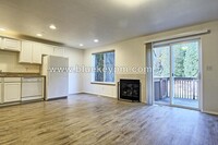 Building Photo - 3 Bed, 2.5 Baths Duplex in Camas Near LaCa...