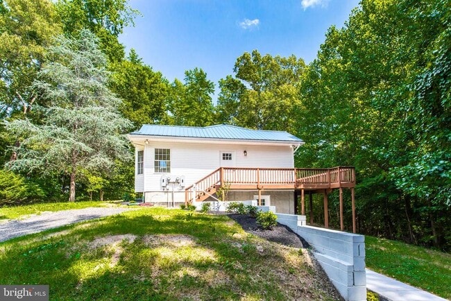 Building Photo - 13495 Budds Creek Rd