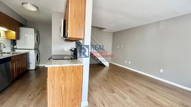 Building Photo - 7309 W Hampden Ave