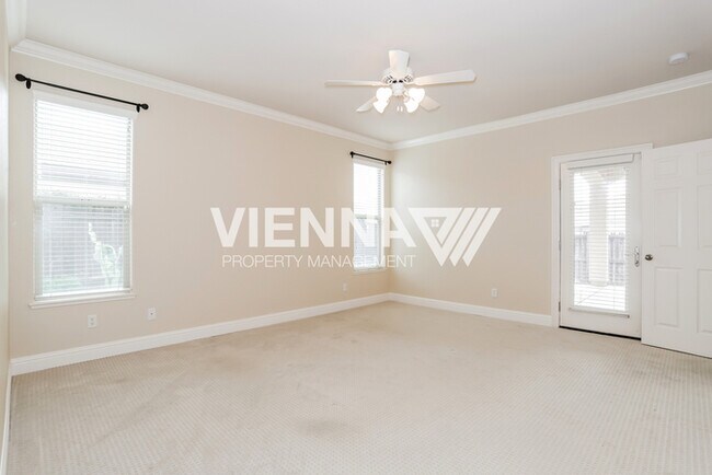 Building Photo - 1805 La Guardia Cir