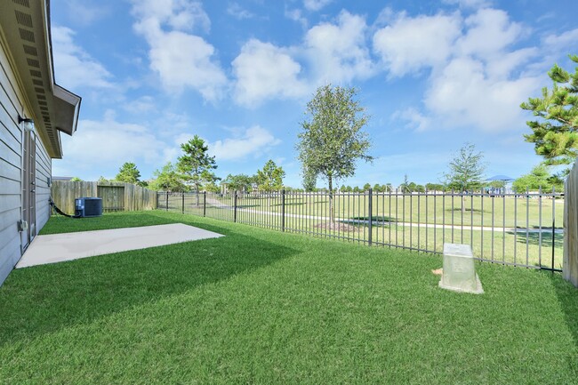 Building Photo - 1062 Mule Ridge Dr