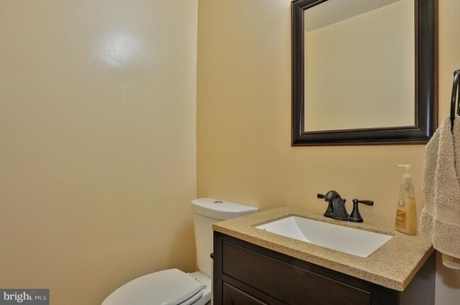 Building Photo - 5306 Sandyford St