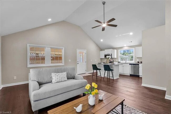 Building Photo - Earn Wealth While Leasing - Like a Homeowner - Lease to Own