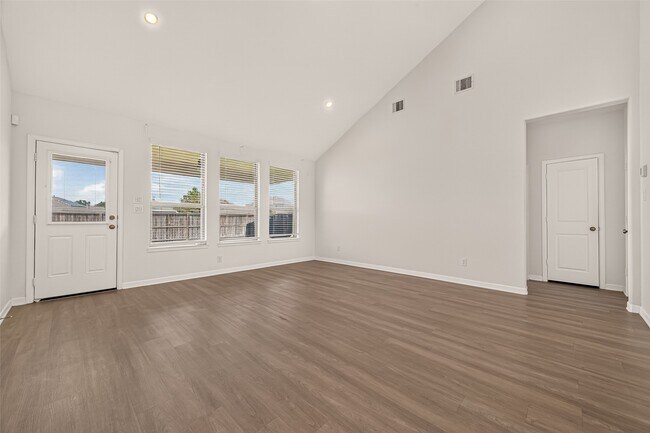 Building Photo - 3302 Driftwood Meadow Ln