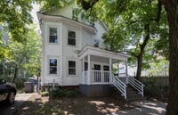 Building Photo - 32 Harding Pl