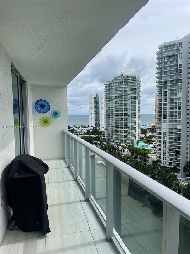 Building Photo - 330 Sunny Isles Blvd