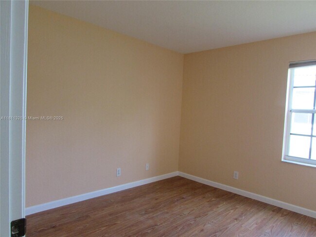 Building Photo - 3851 Falcon Ridge Cir