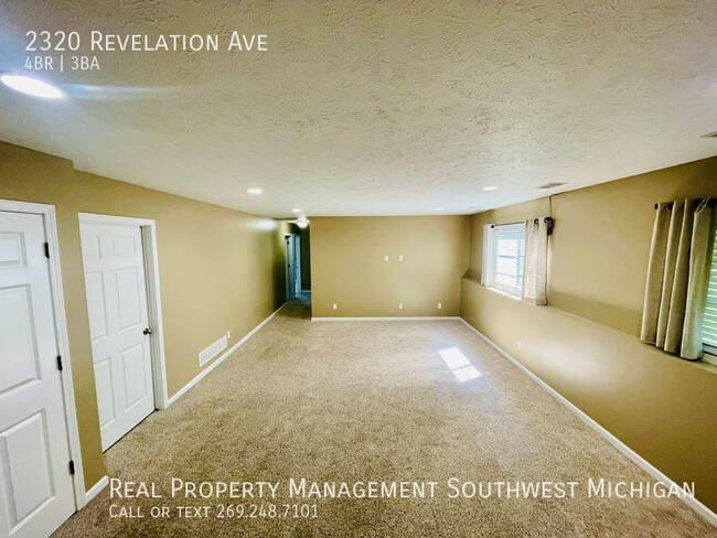 Building Photo - 2320 Revelation Ave