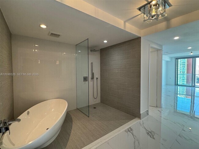 Building Photo - 330 Sunny Isles Blvd