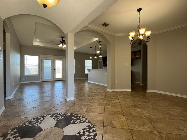 Building Photo - 2901 Dante Dr