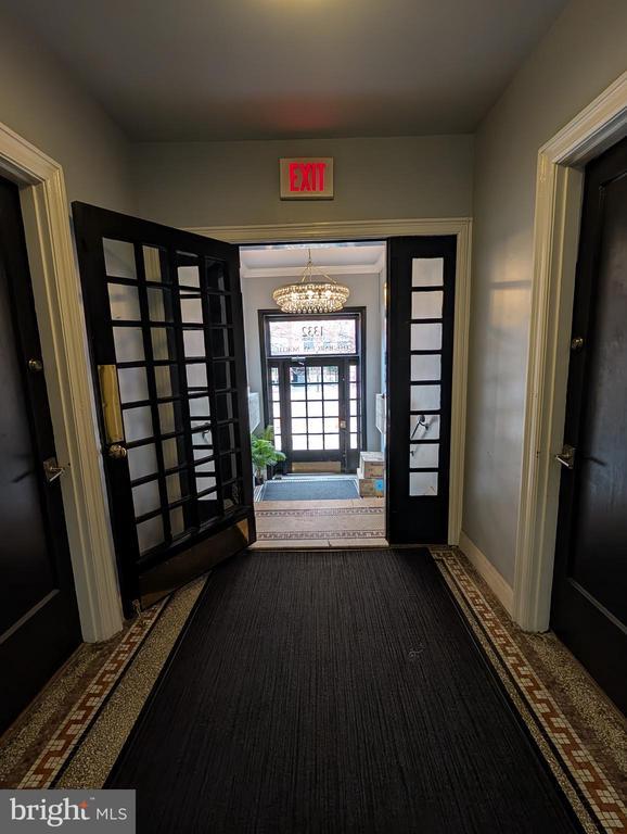 Building Photo - 1332 15th St NW