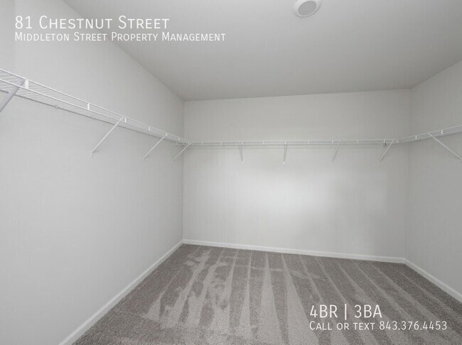 Building Photo - 81 Chestnut St