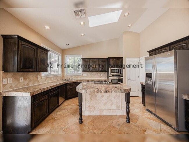 Building Photo - 1767 W Redfield Rd